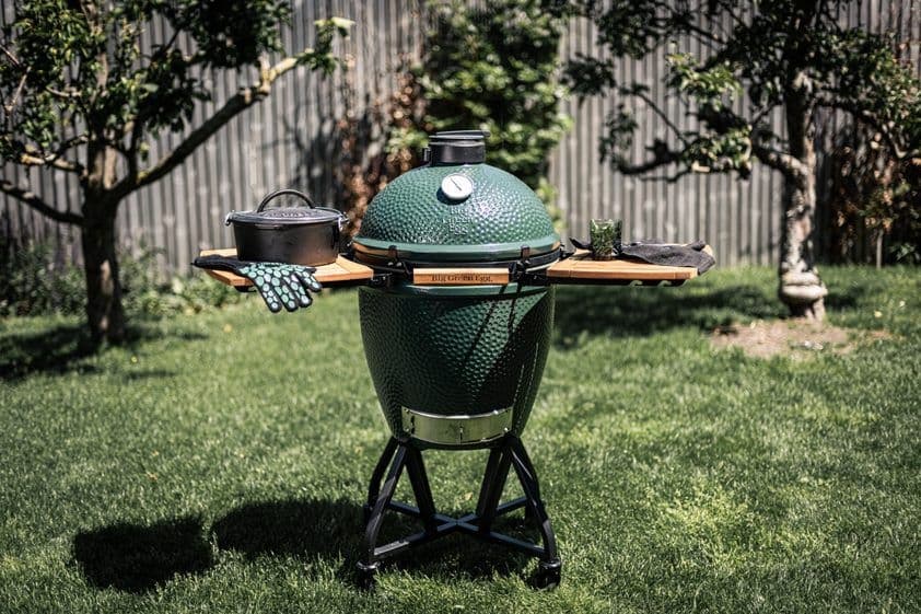 Big Green Egg Details
